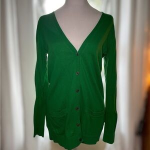 🍃 Gap Green Cardigan – Cottagecore Cozy Vibes, Size [Medium], 25” Length 🌸